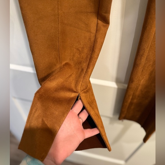 TCEC brown faux suede pants raw hem with zippers - Picture 2 of 8